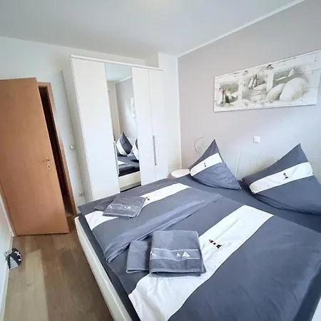 Hamburger-str-24-fewo-2 Apartment